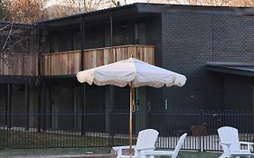 Alpine Inn